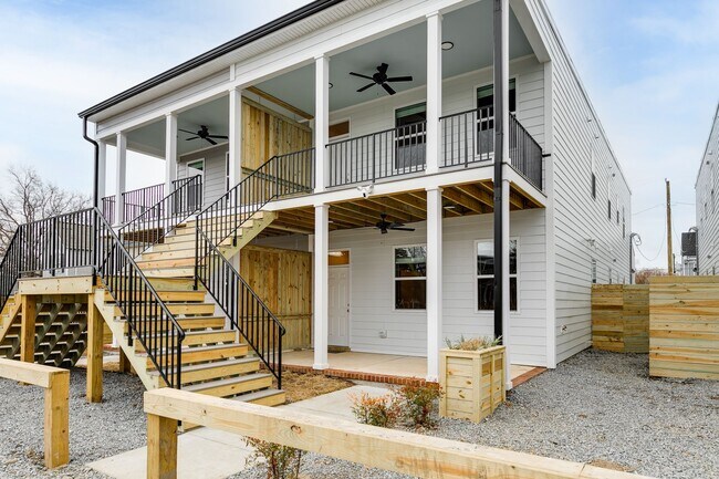 Building Photo - 1204 N 30th St
