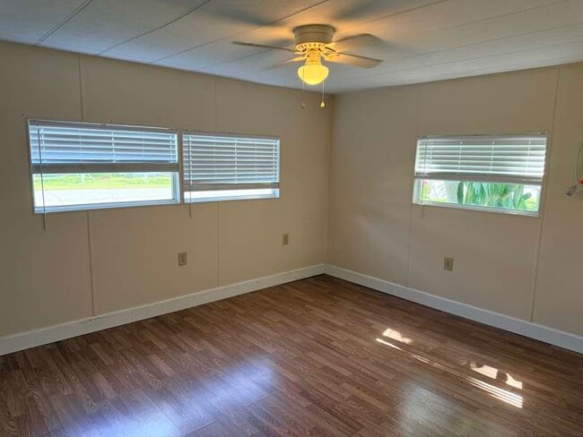 Building Photo - 1208 Lee St