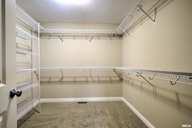 Building Photo - 2708 W Sesame St