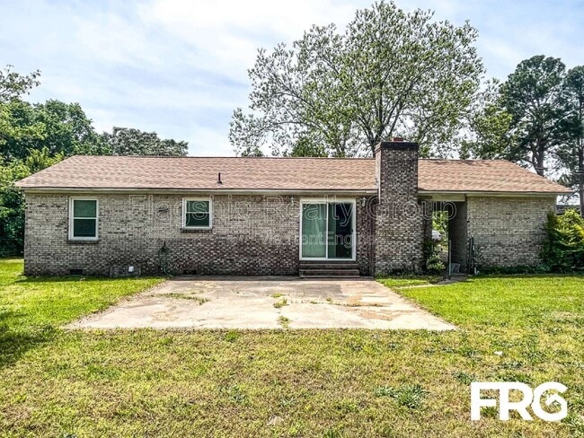 Building Photo - 435 Frank St