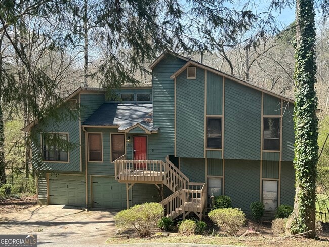 Building Photo - 82 Geraldine Dr SE