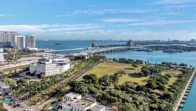 Building Photo - 888 Biscayne Blvd