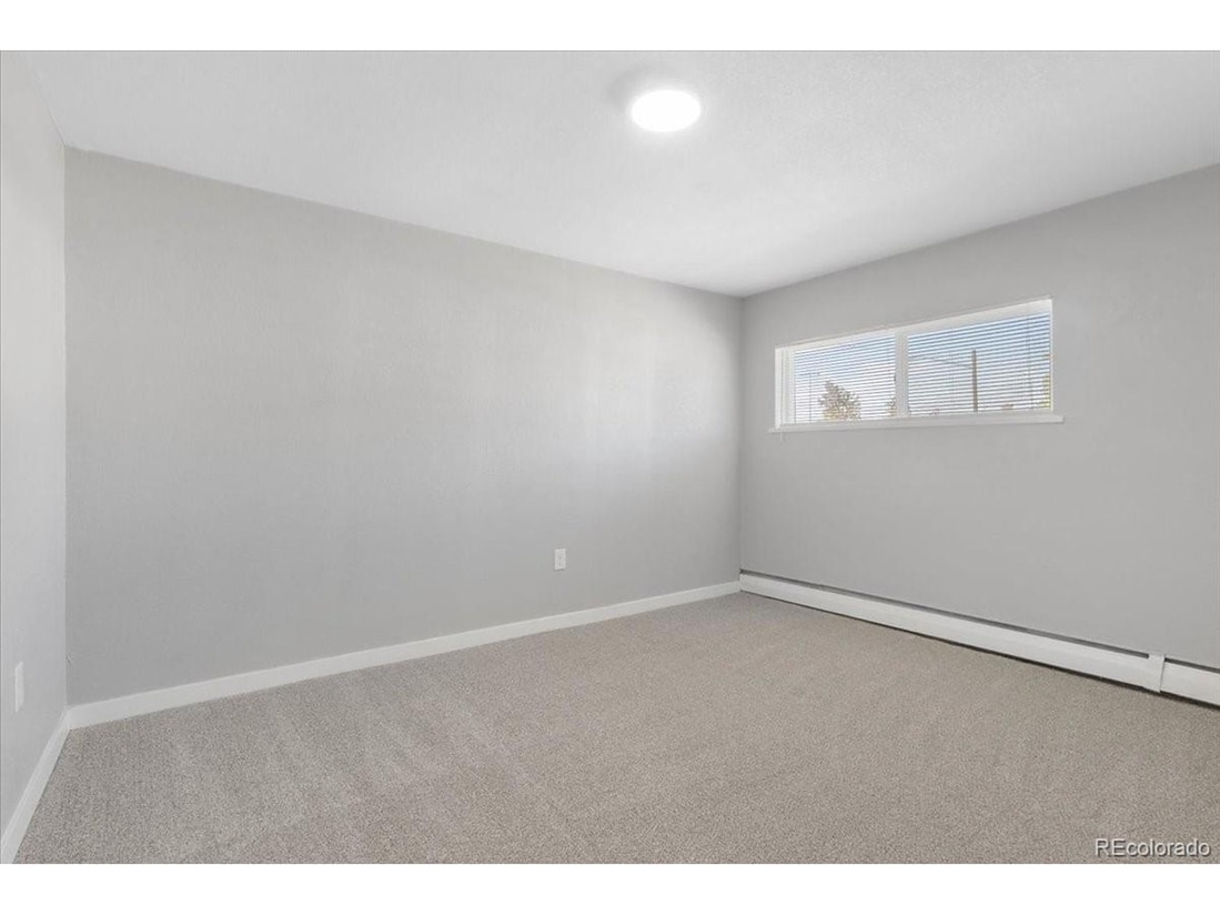 Building Photo - 4016 Milwaukee St