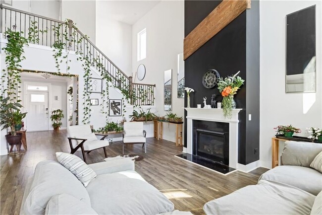 Building Photo - 201 Aspen Valley Ln