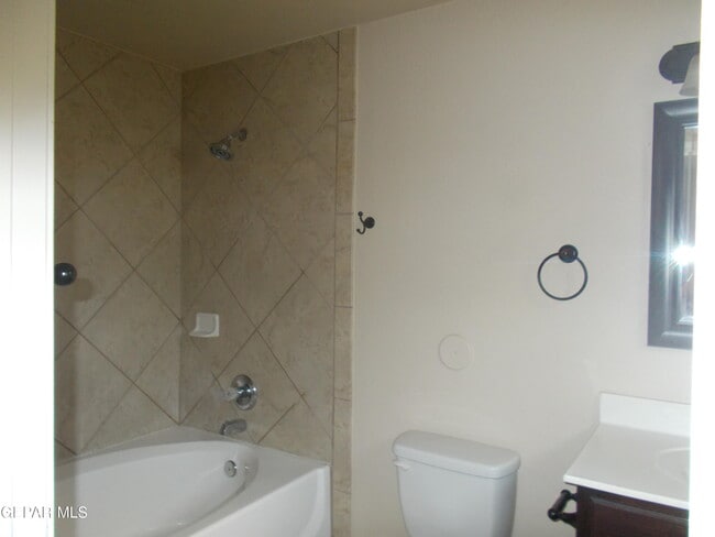 Building Photo - 749 Desert Sage Dr