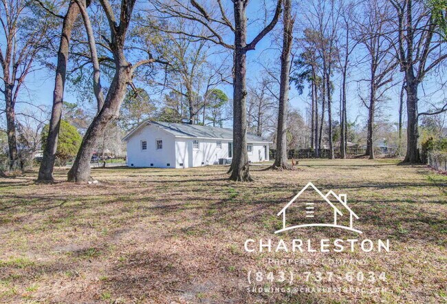 Building Photo - 605 Michigan Ct