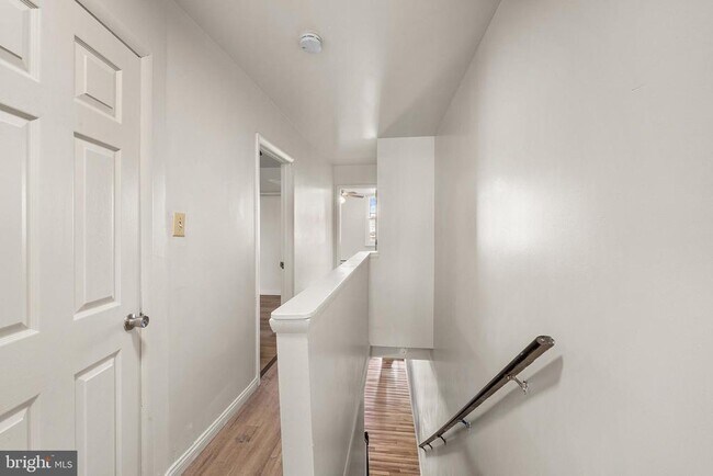 Building Photo - 5236 Harlan St