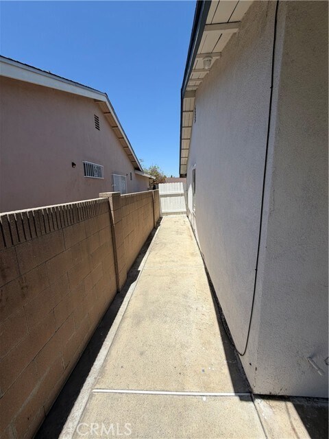 Building Photo - 11510 Bertha St