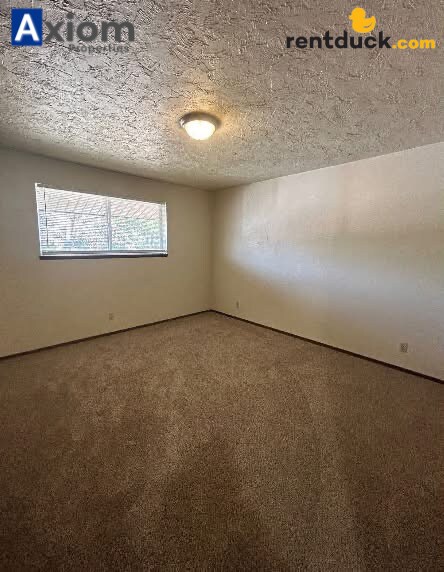 Building Photo - 674 W Cedar-2