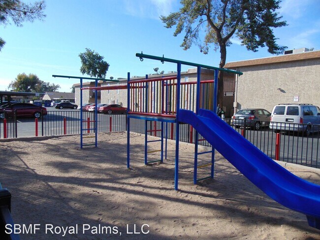 Building Photo - 5902 W Royal Palm Rd