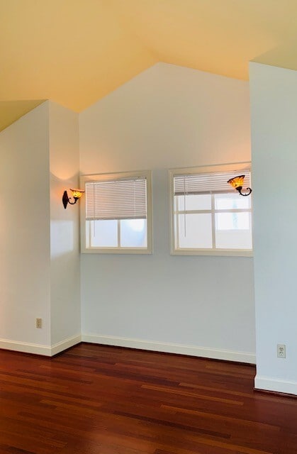 Building Photo - Stunning 2 Bedroom Townhouse Just Steps to...
