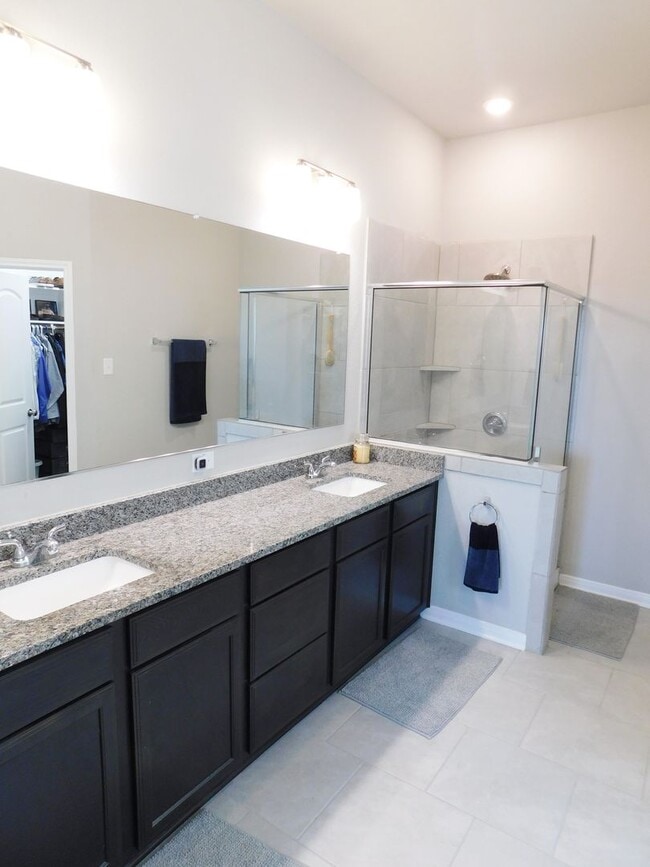 Building Photo - 3948 Aransas Dr