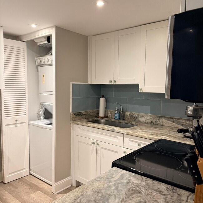 Building Photo - 4500 N Flagler Dr