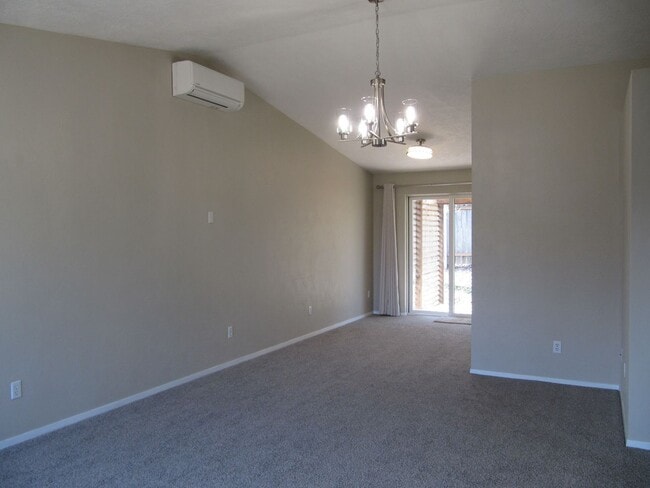 Building Photo - Three Bedroom Home on a Cul-de-sac, Landscaping Provided!