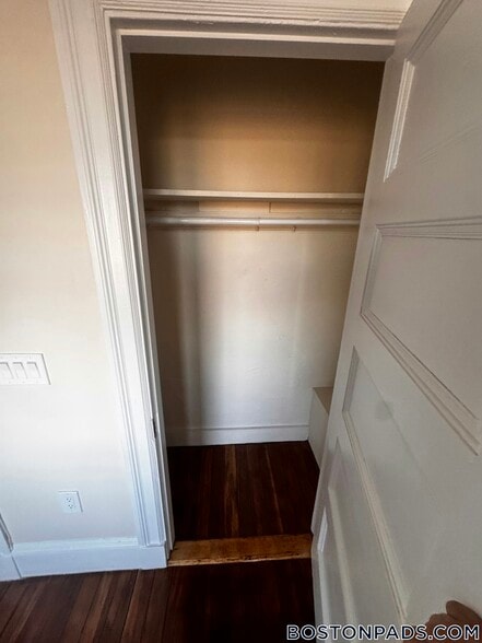 Building Photo - 30 Wadsworth St