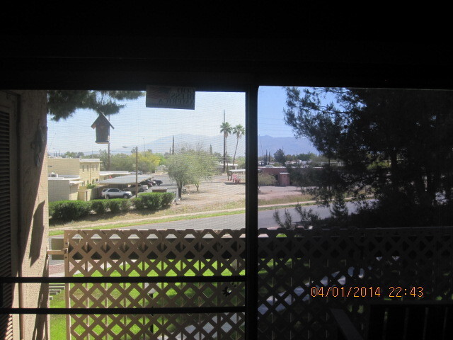 Building Photo - Langley Gardens Condo