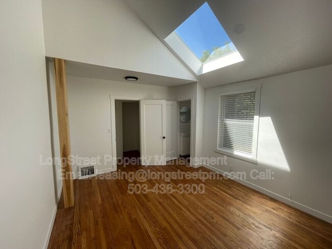 Building Photo - 4514 NE 18th Ave