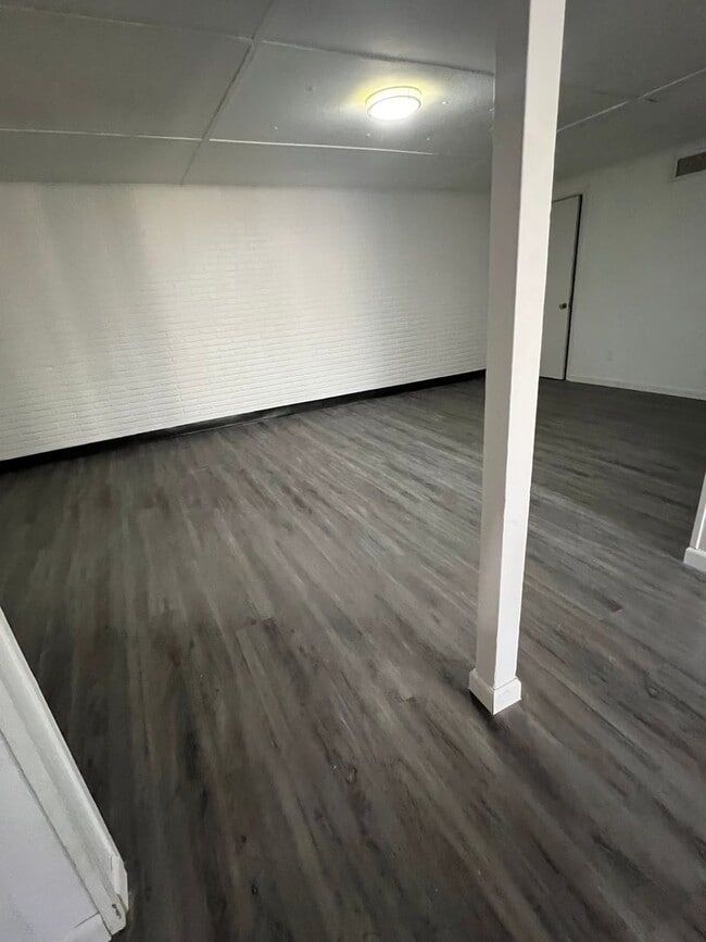 Building Photo - 10 Brig Dean Rd