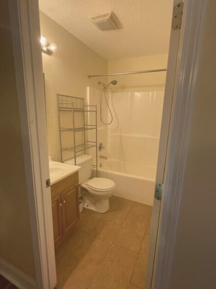 Full bath upstairs - 10323 Daisy Vestry Rd