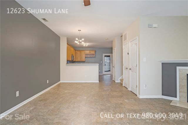 Building Photo - 12623 Shuman Ln