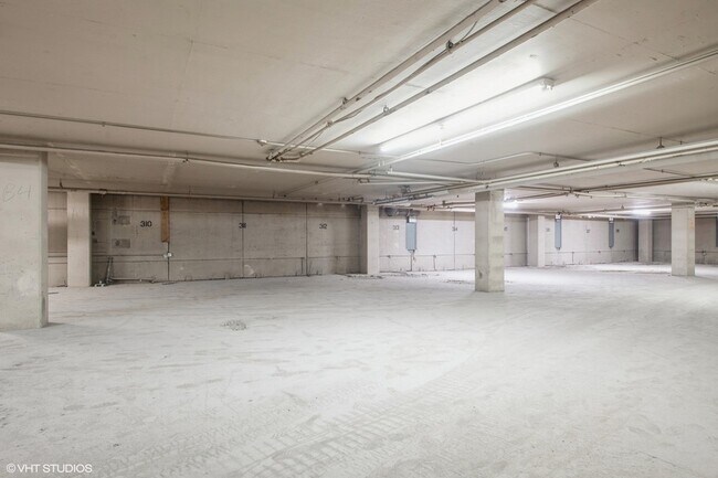Building Photo - 7234 W North Ave