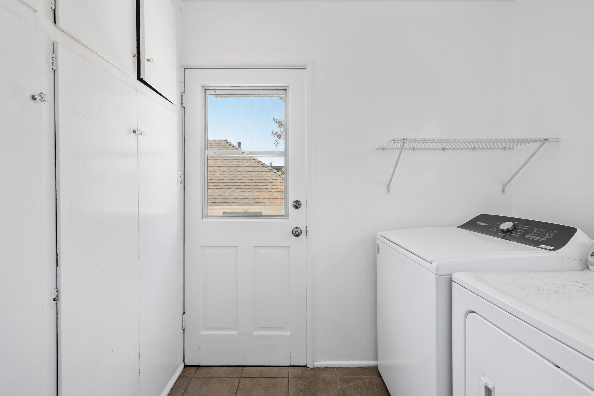 Building Photo - 1004 4th St