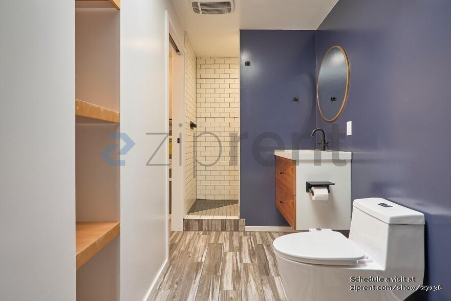 Building Photo - 3713 NE 15th Ave