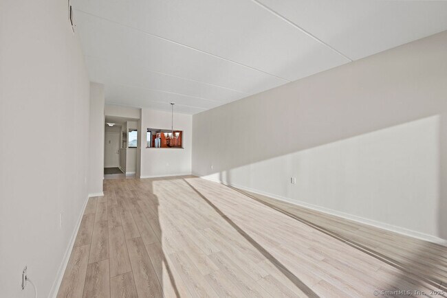 Building Photo - 100 Seaview Ave