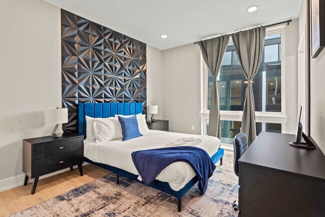 Building Photo - 916 N Delaware Ave