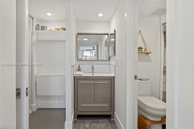 Building Photo - 777 NE 62nd St