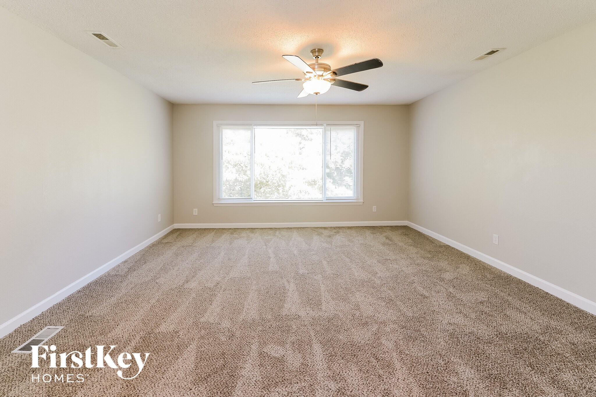 Building Photo - 1045 High Ridge Rd