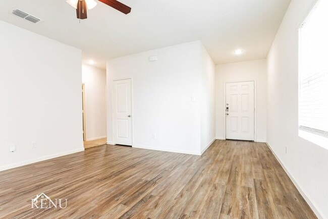 Building Photo - 6034 Mojave Dr