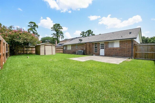 Building Photo - 23938 Spring Mill Ln