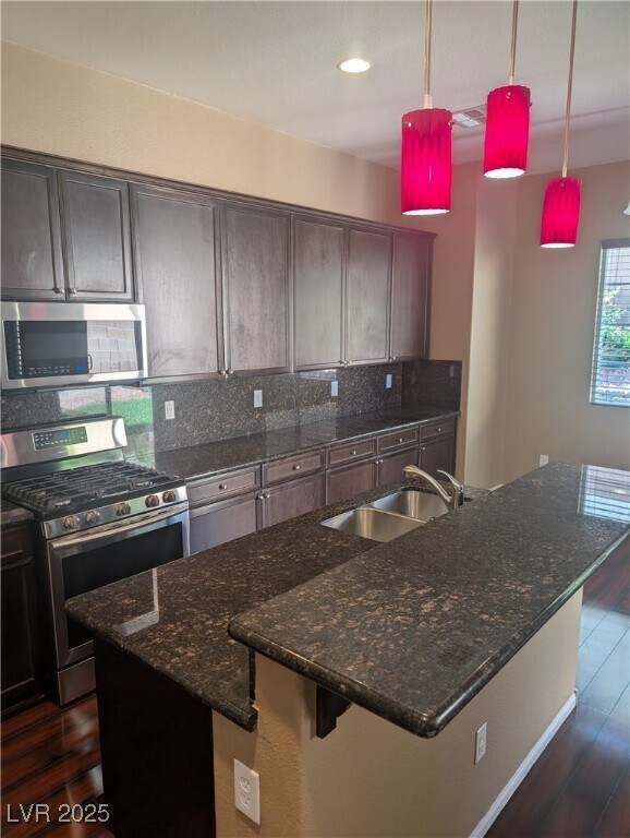 Building Photo - 6639 Rego Park Ct