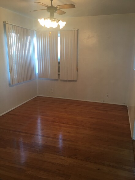 Dining Room - 4555 E Carson St