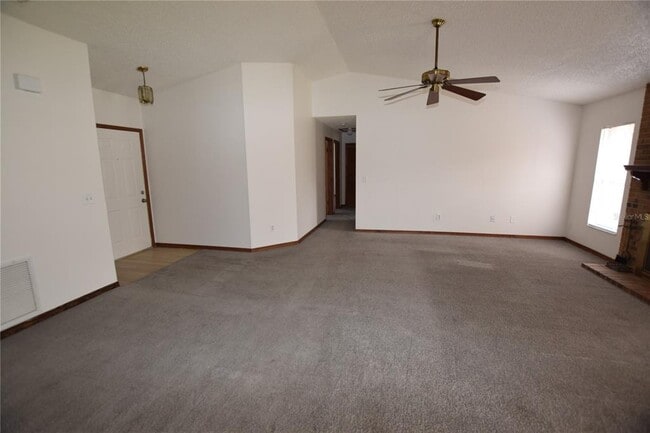 Building Photo - 2585 Derby Dr