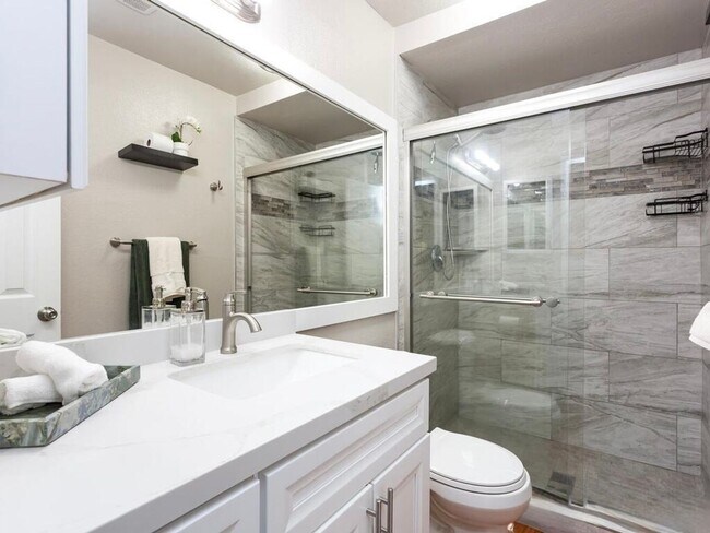 Building Photo - Impressive, 2 BD/2BA, condo available for ...