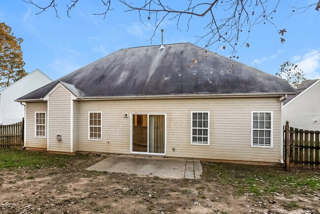 Building Photo - 5001 Shocco Ln