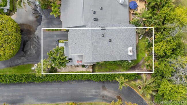 Building Photo - 2956 Florida Blvd