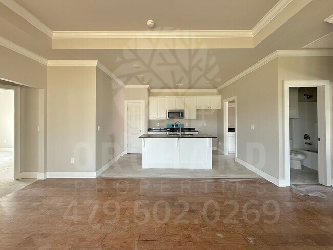 Building Photo - 2007 E Brookview Dr