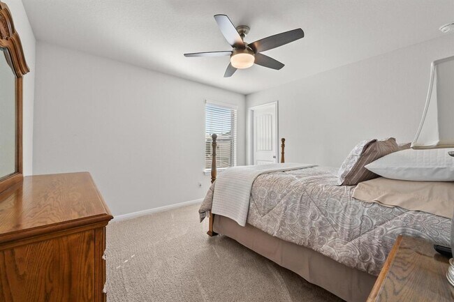 Building Photo - 127 Iron Rail Rd