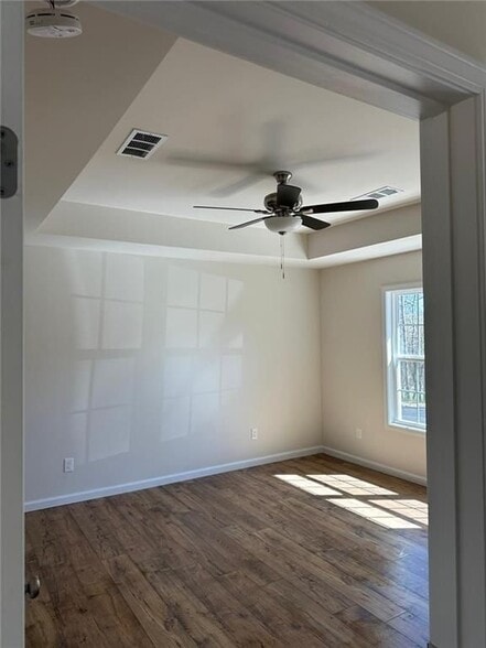 Building Photo - 295 Pony Lake Rd