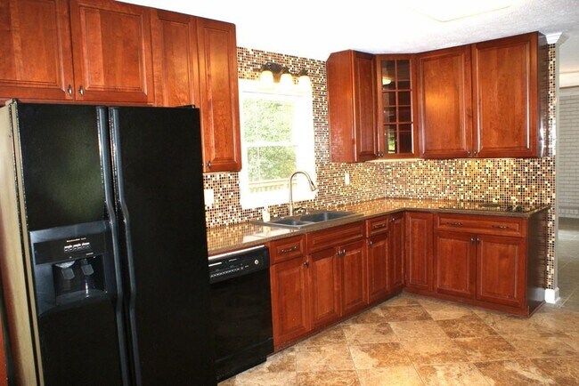 Building Photo - 6725 Ridge Moore Dr NW