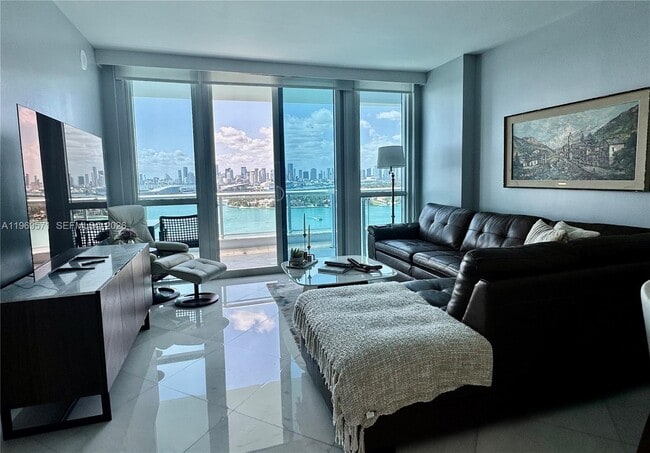 Building Photo - 540 West Ave