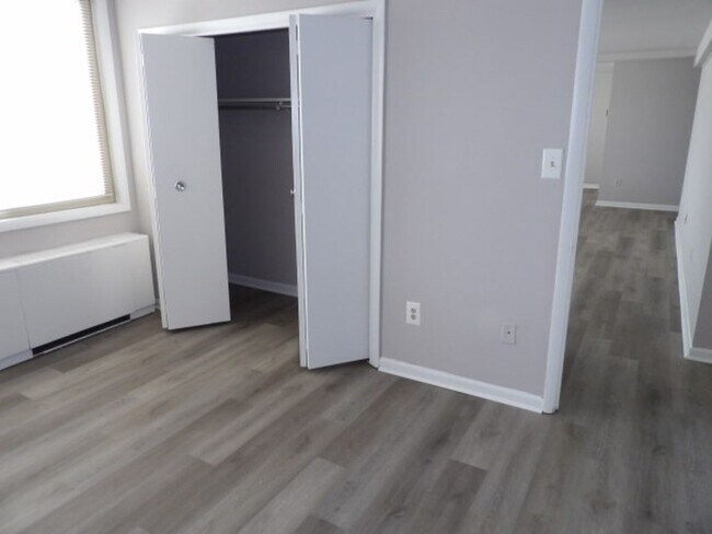 Building Photo - Rarely available and beautifully gut renov...