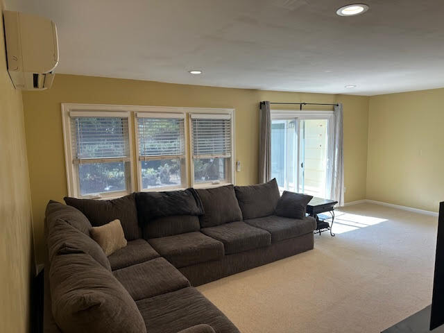 Building Photo - 16715 SE Evergreen Ln