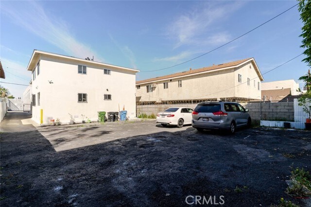 Building Photo - 1116 S Berendo St