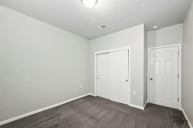 Building Photo - 821 Fortrose Ter