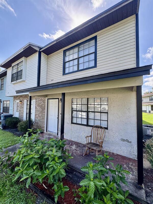 Building Photo - 1415 Ridge Lake Ct
