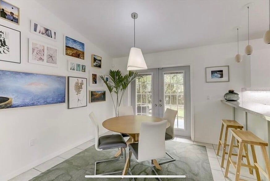 Building Photo - 4217 Malden Dr